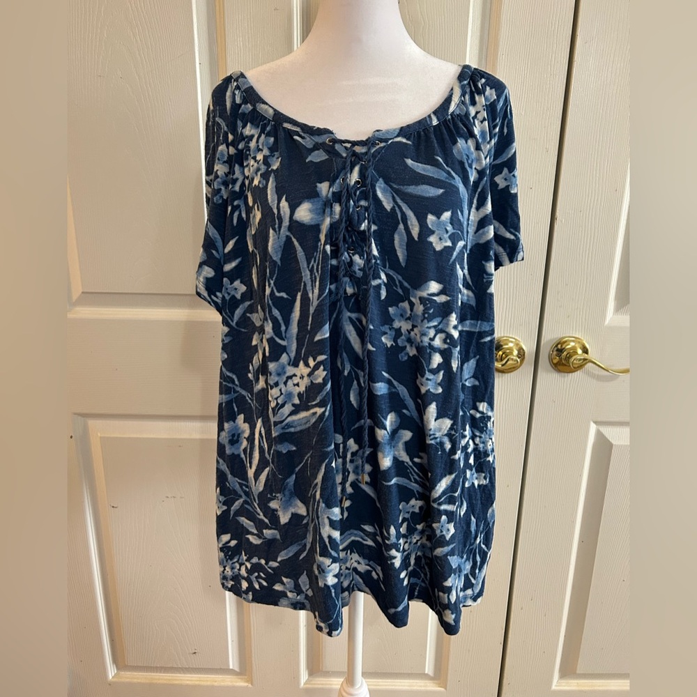 Chaps blue and white lace up tee, 3X